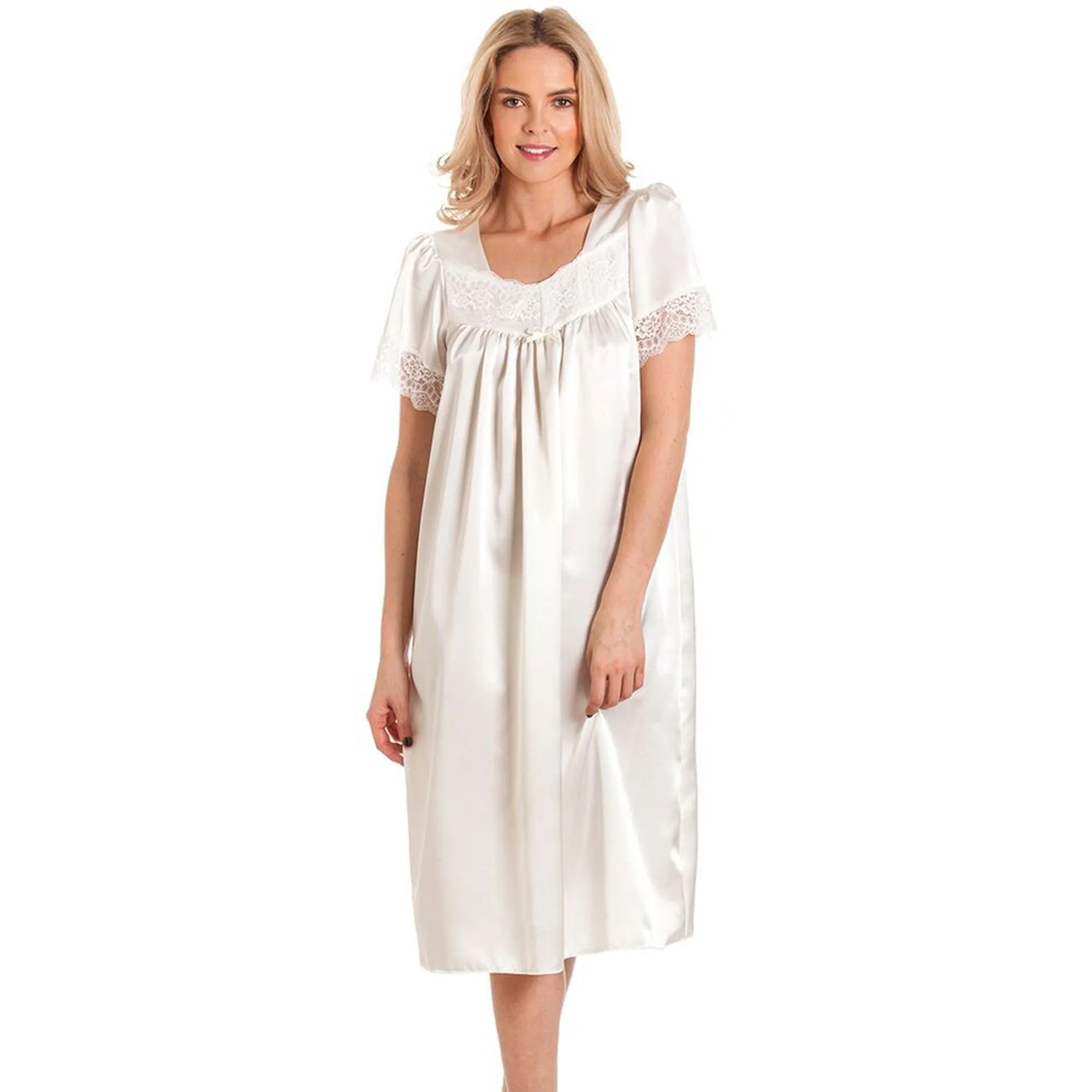 British Made Ladies Satin Short Sleeve Nightdress With Lace Trim