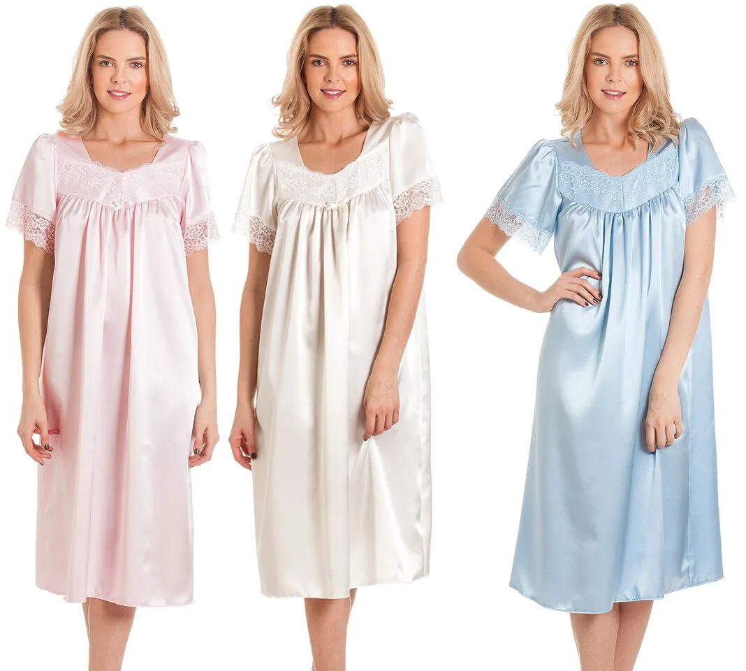 British Made Ladies Satin Short Sleeve Nightdress With Lace Trim