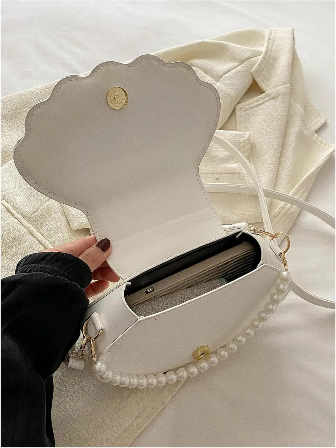 MakeMeChic Women's Seashell Shape Pearl Croccbody Handbag Leather Flap Adjustable Strap Shoulder Bag
